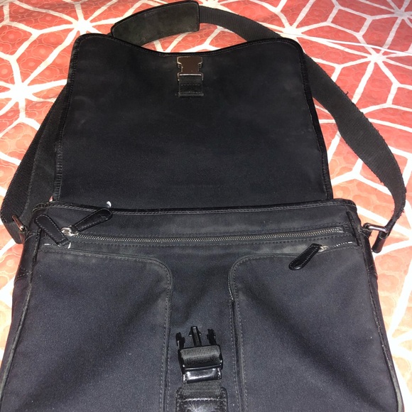Coach men’s Leather bag computer 100 % authentic - Picture 2 of 7